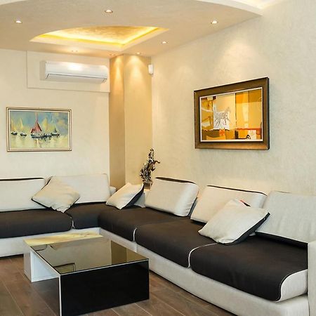 Appartement Under The Stars - Lux Penthouse With Pool And Terrace By Flat Mаnager à St Constantin et Helena Extérieur photo